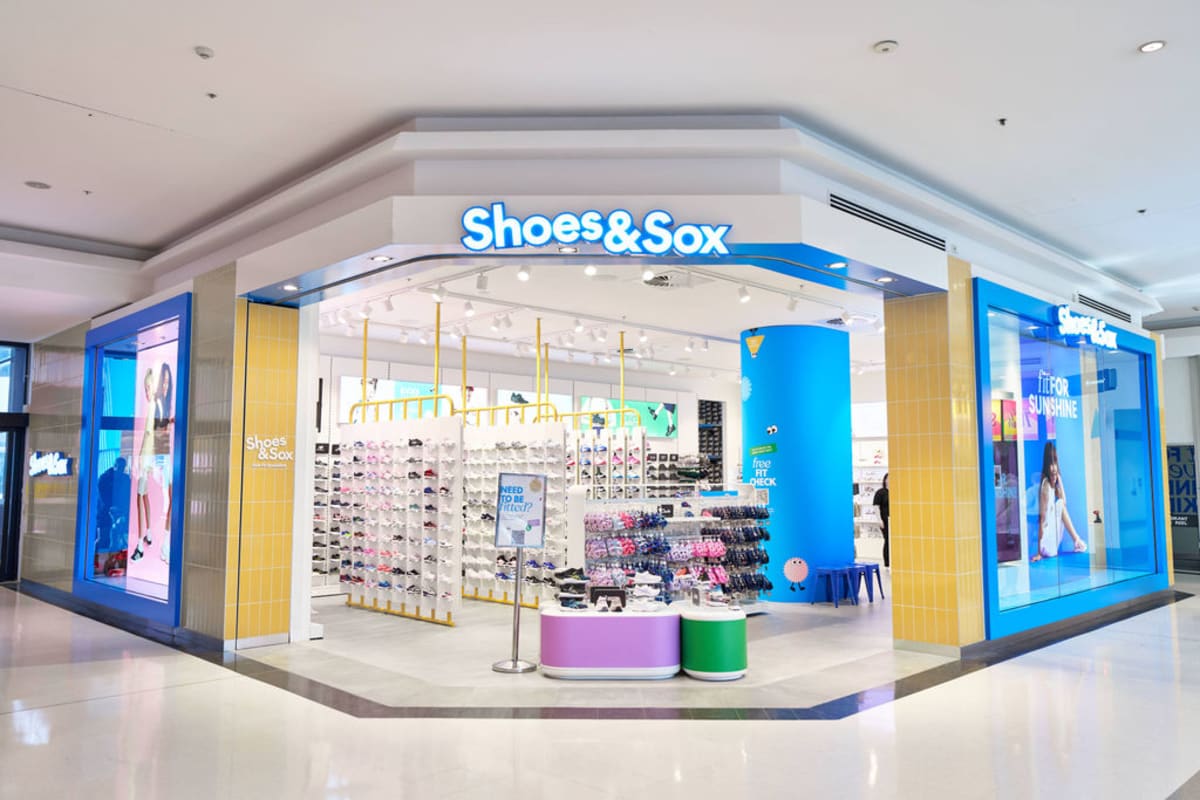 Shoes & Sox storefront image