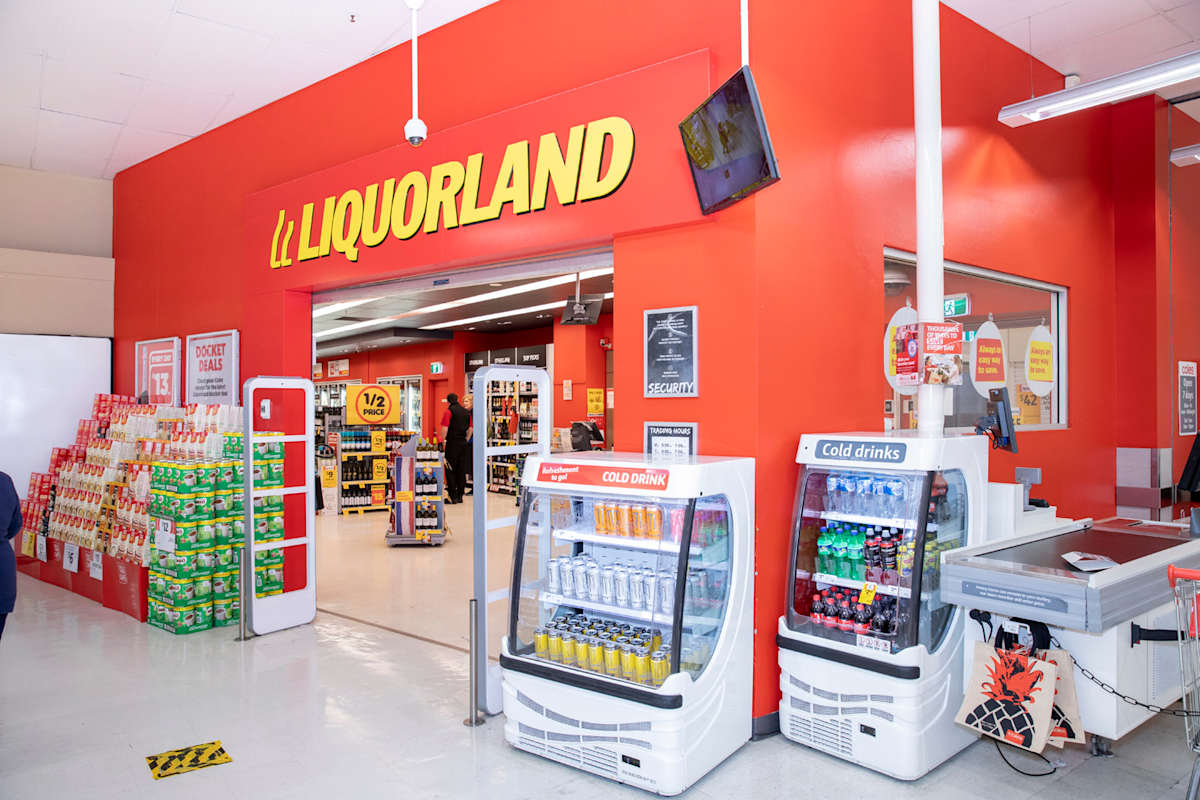 Liquorland storefront image