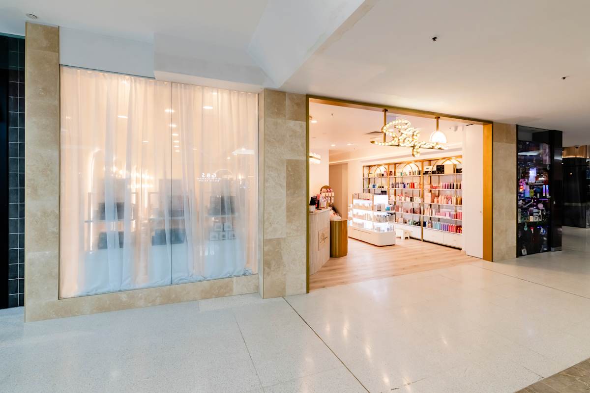 Stefan storefront image