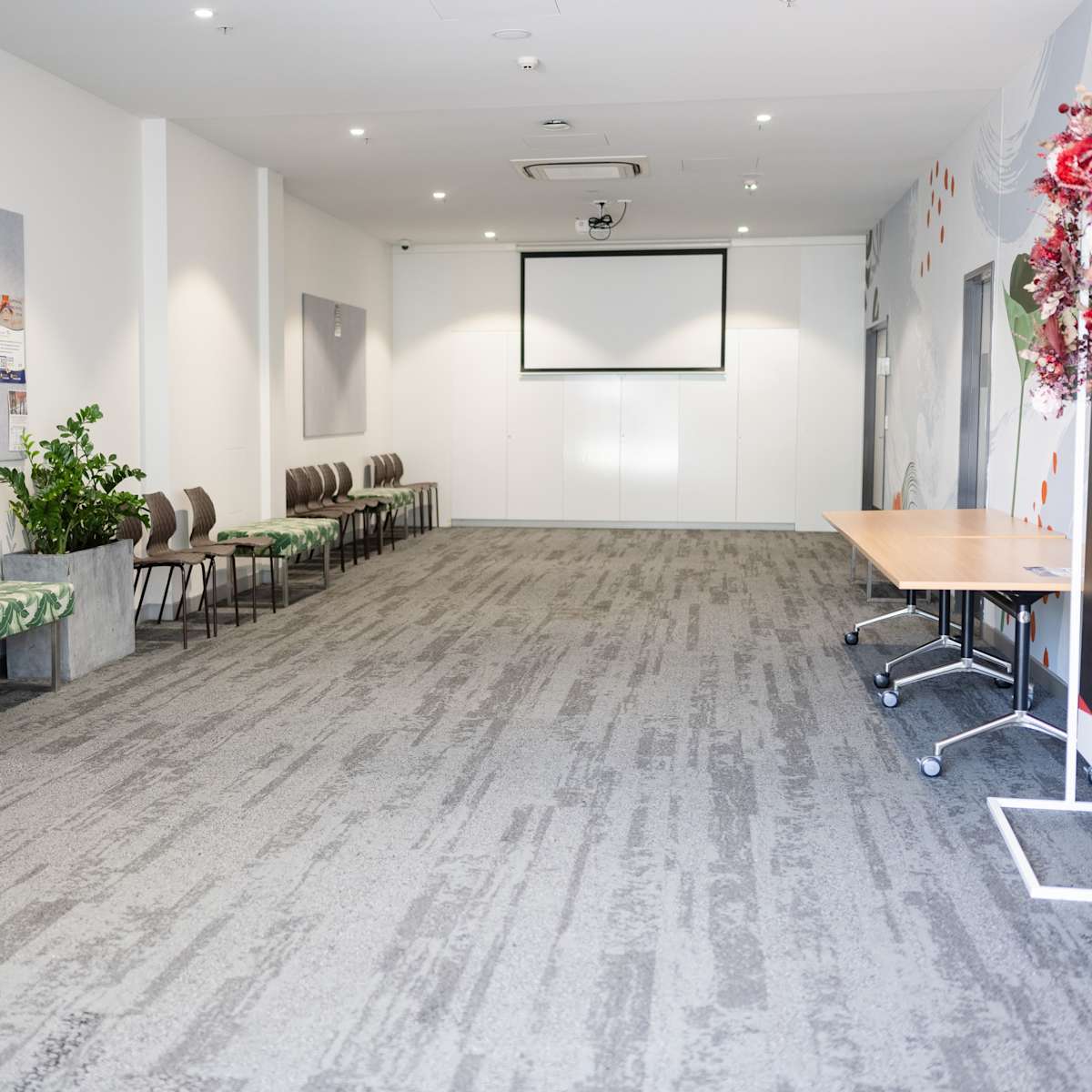 AU_Coomera_Community_Hub_Hero_Set_2022