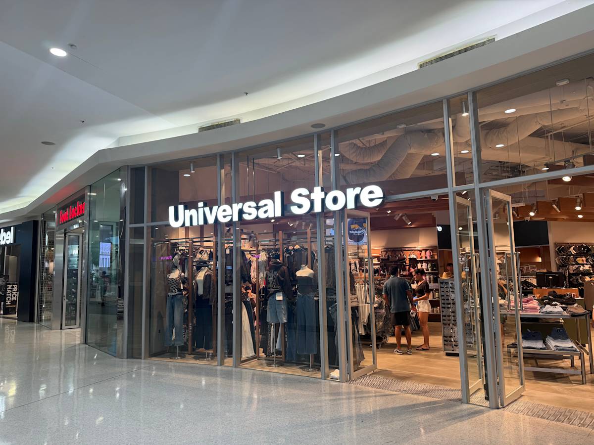 Universal Store storefront image