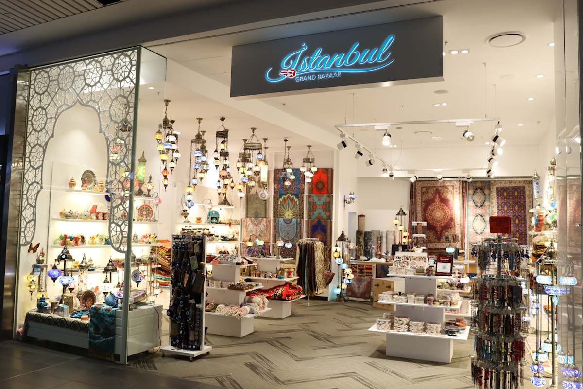 Istanbul Grand Bazaar storefront image