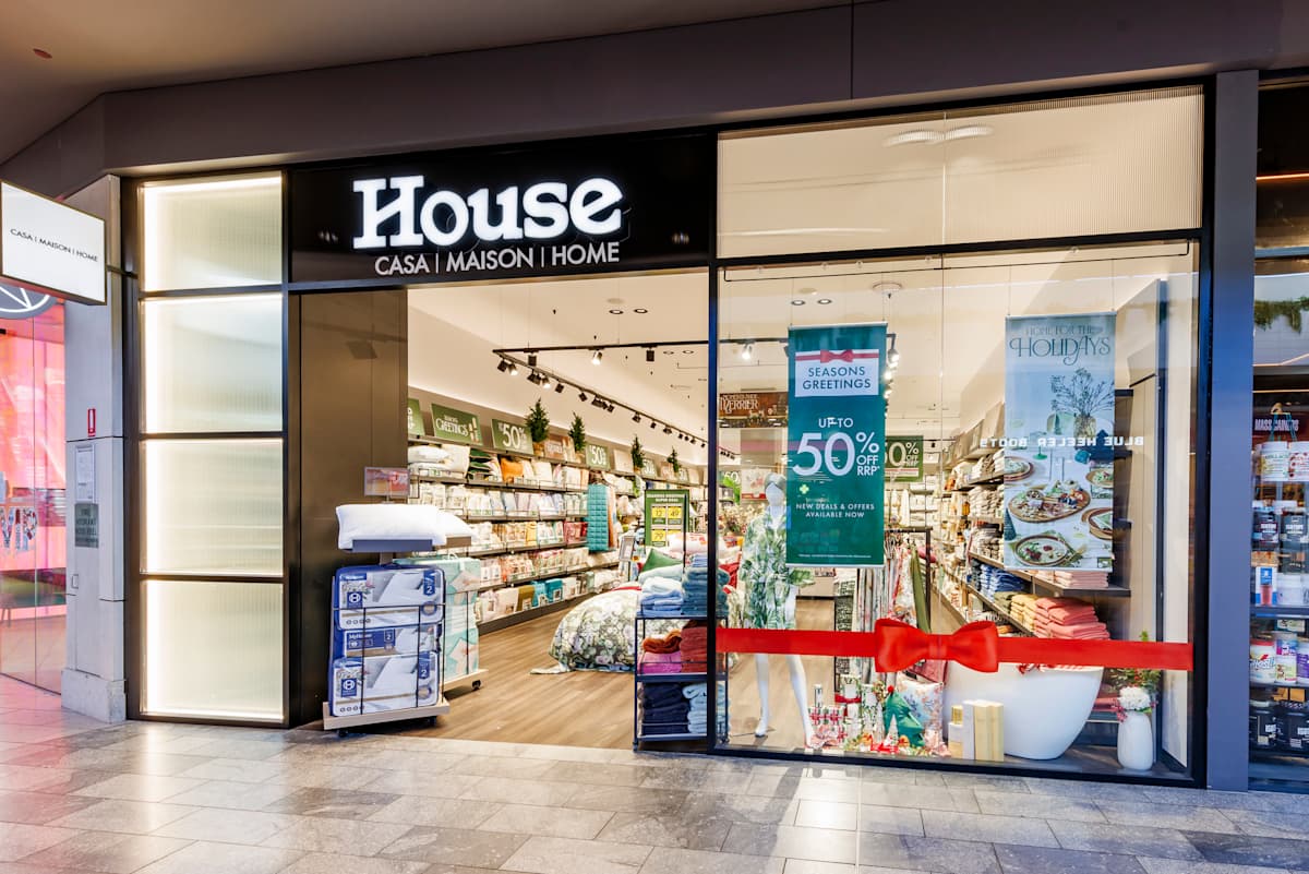HOUSE - Casa | Maison | Home storefront image