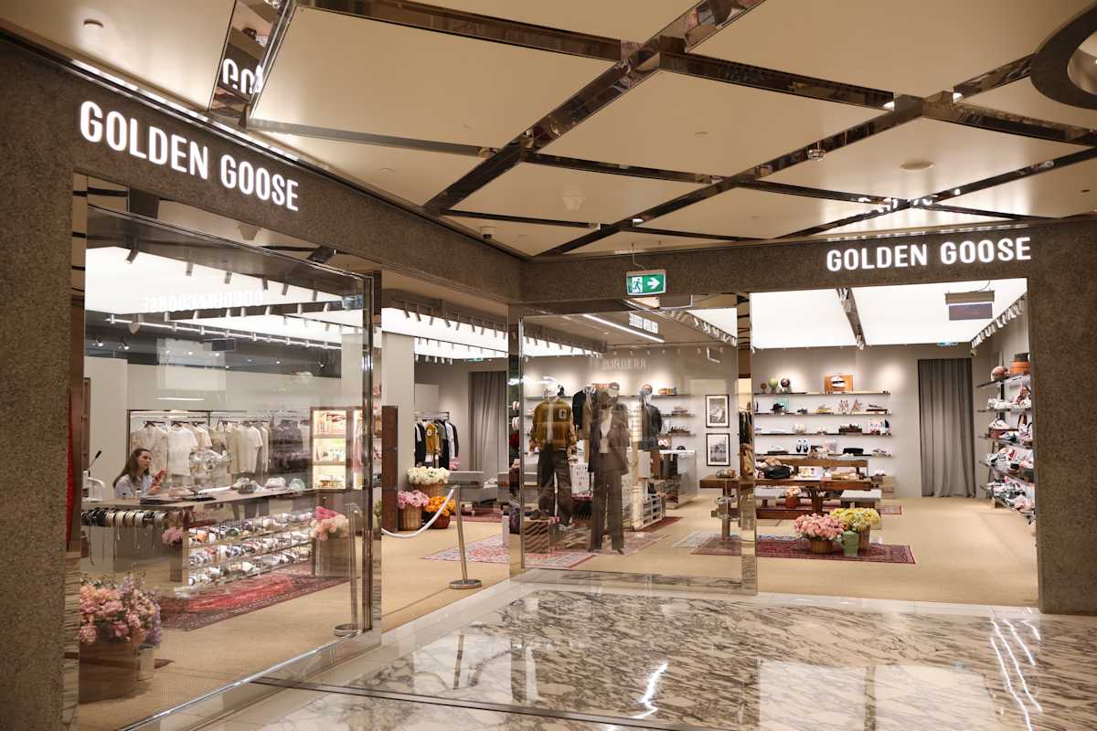 Golden Goose storefront image