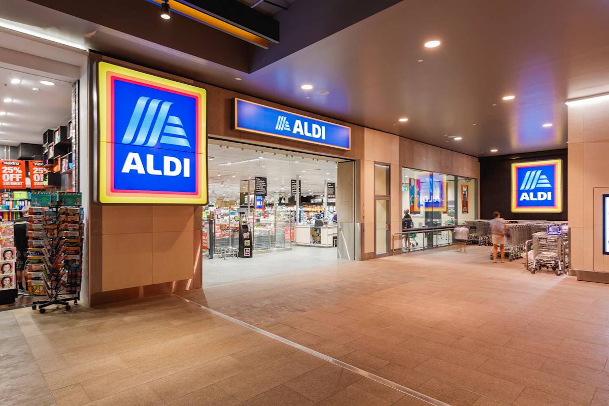 ALDI storefront image