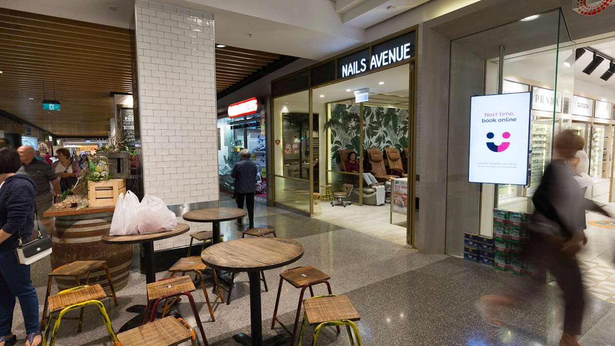 Nails Avenue storefront image
