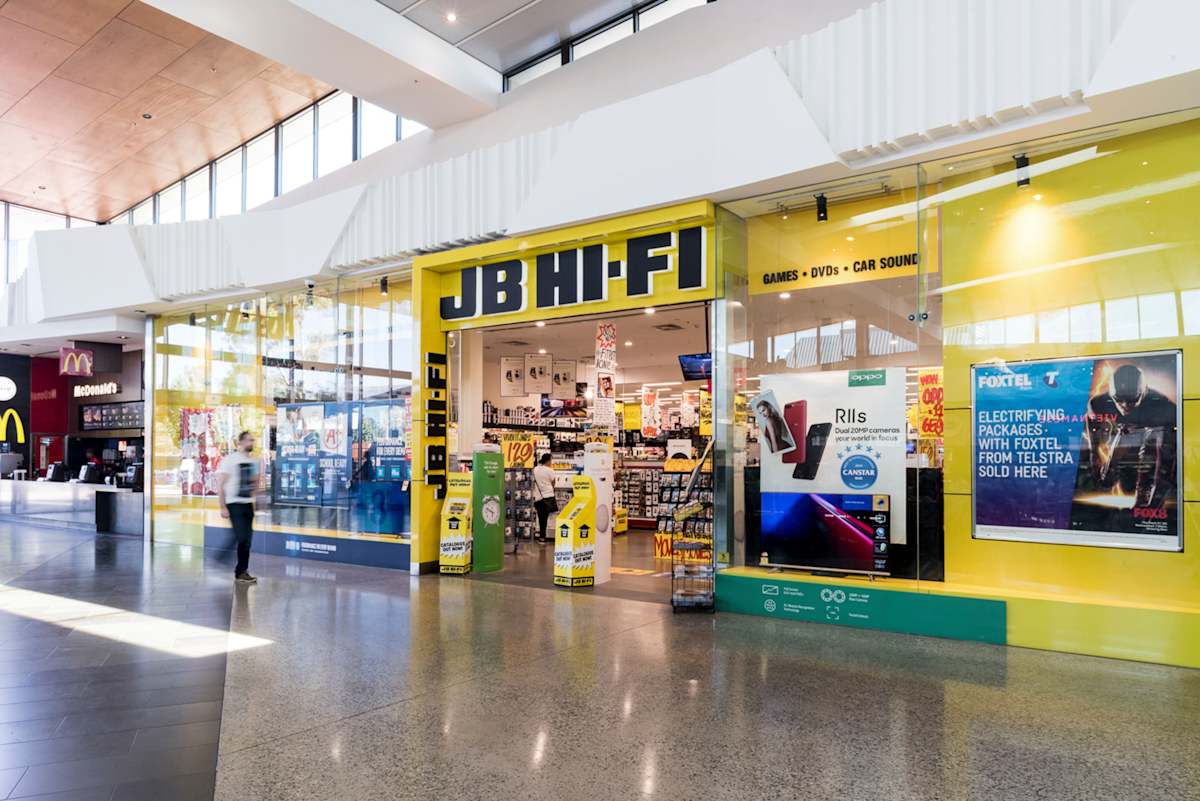JB Hi-Fi  storefront image