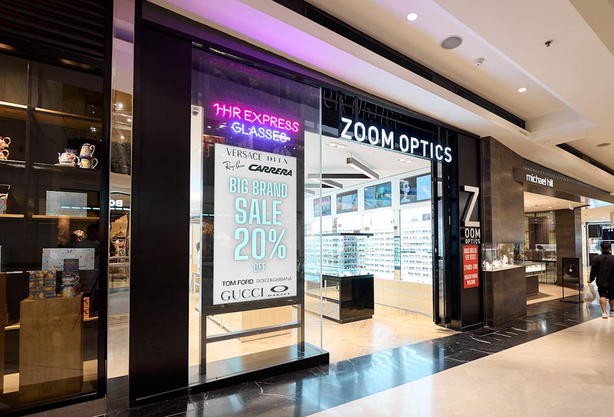 Zoom Optics storefront image