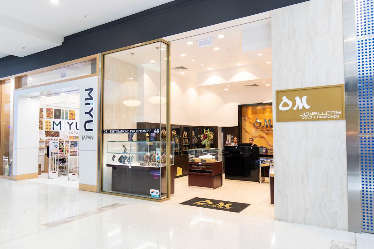 OM Jewellers storefront image
