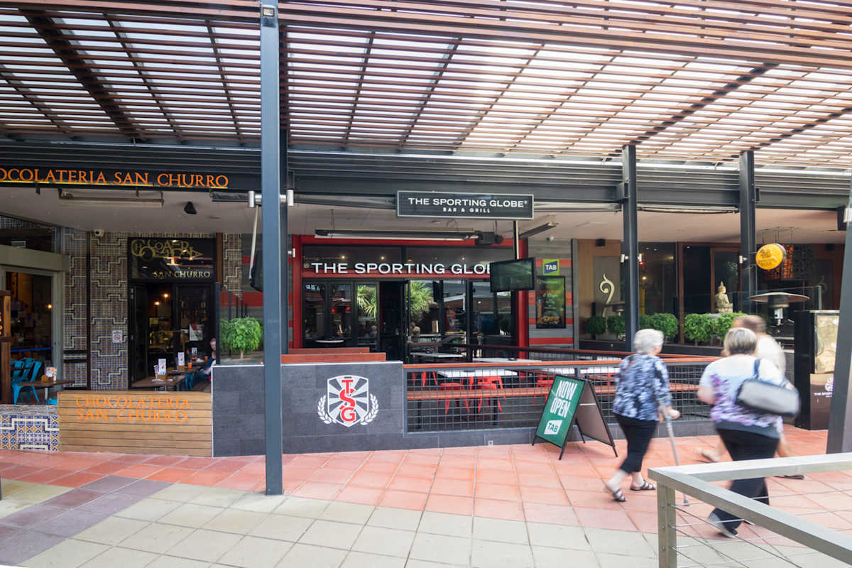The Sporting Globe storefront image