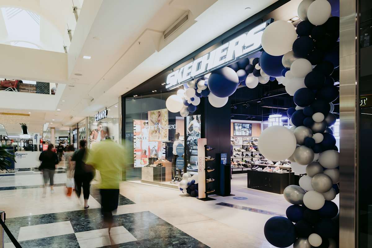 Skechers storefront image