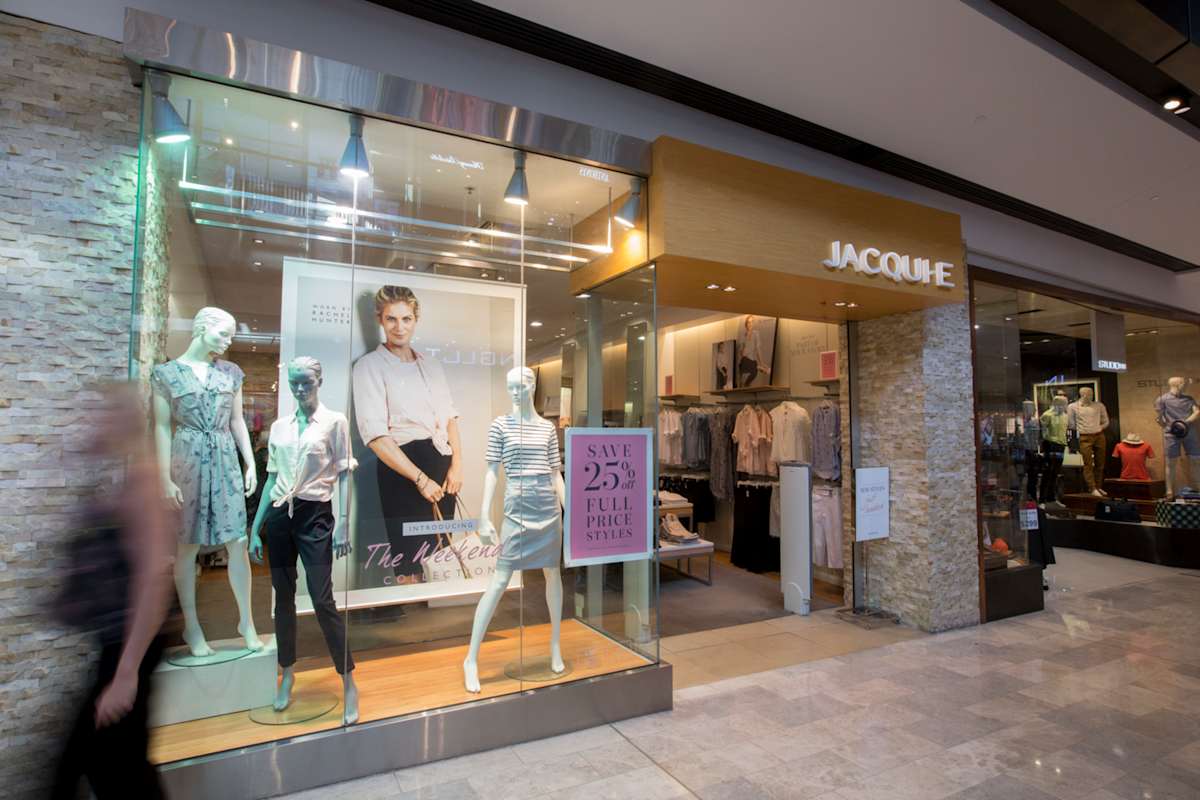 Jacqui E storefront image