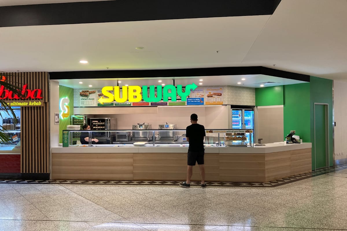 Subway storefront image