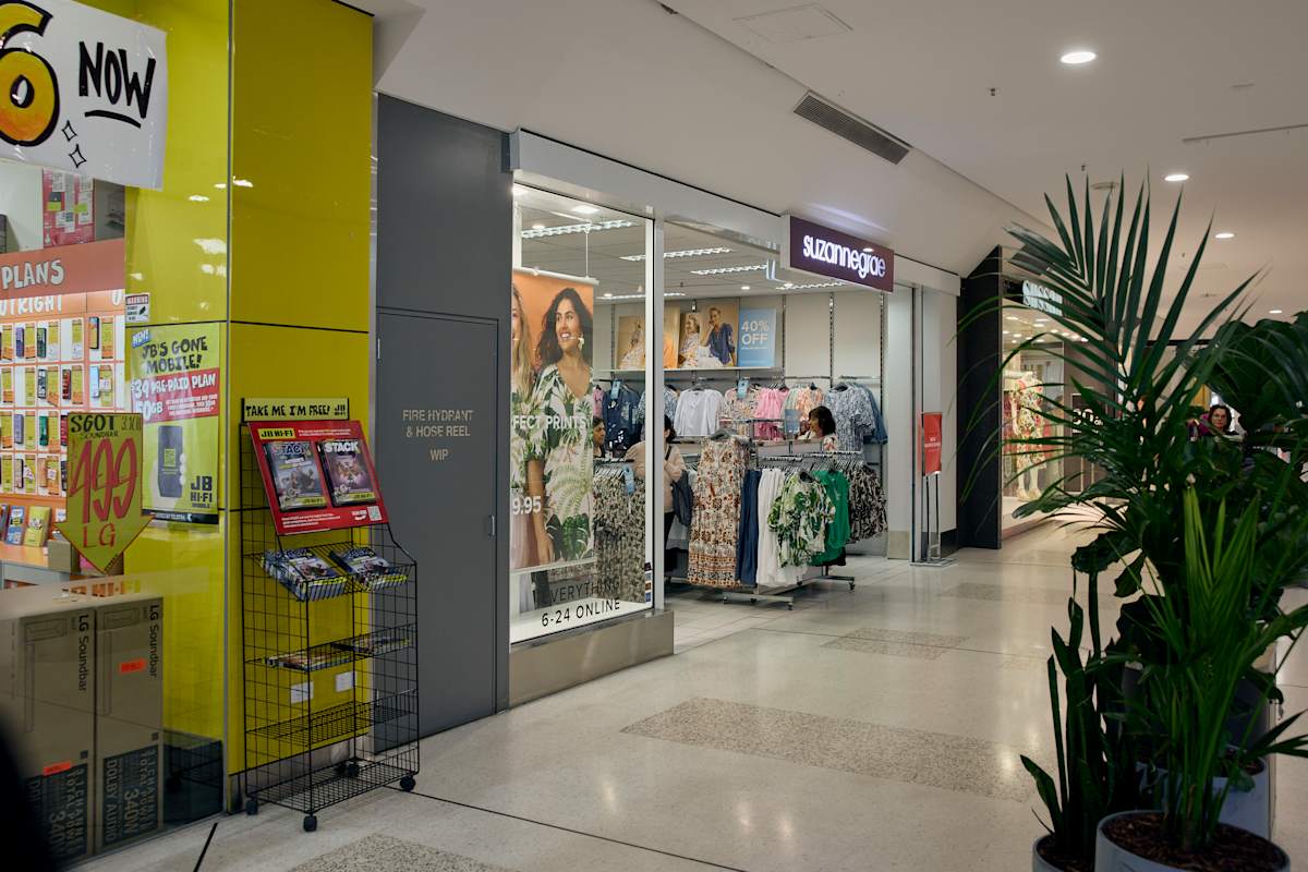 Suzanne Grae storefront image