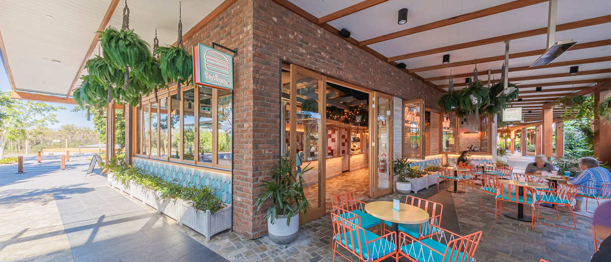 Betty's Burgers storefront image