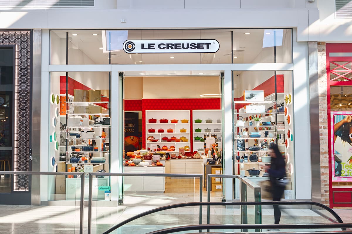 Le Creuset storefront image