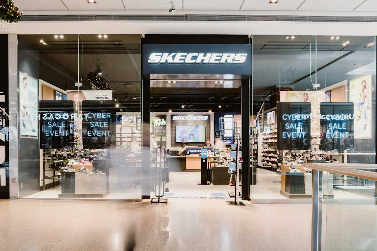 Skechers storefront image