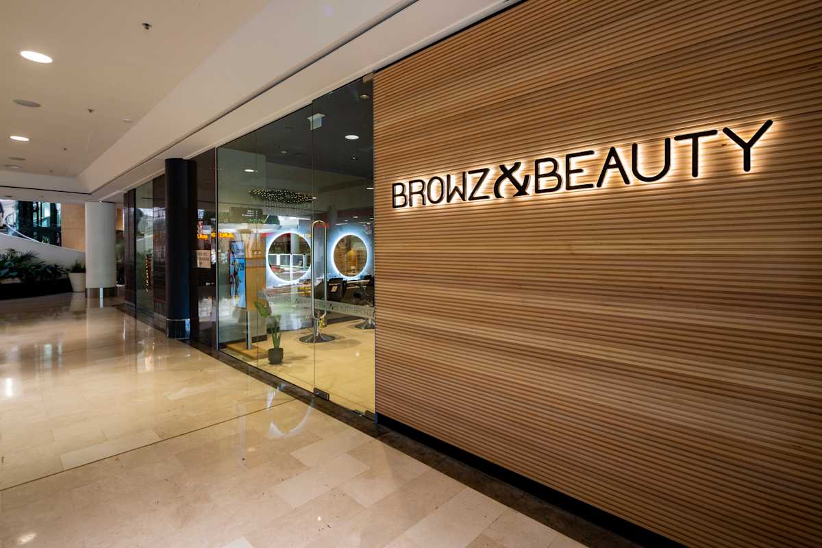 Browz & Beauty storefront image