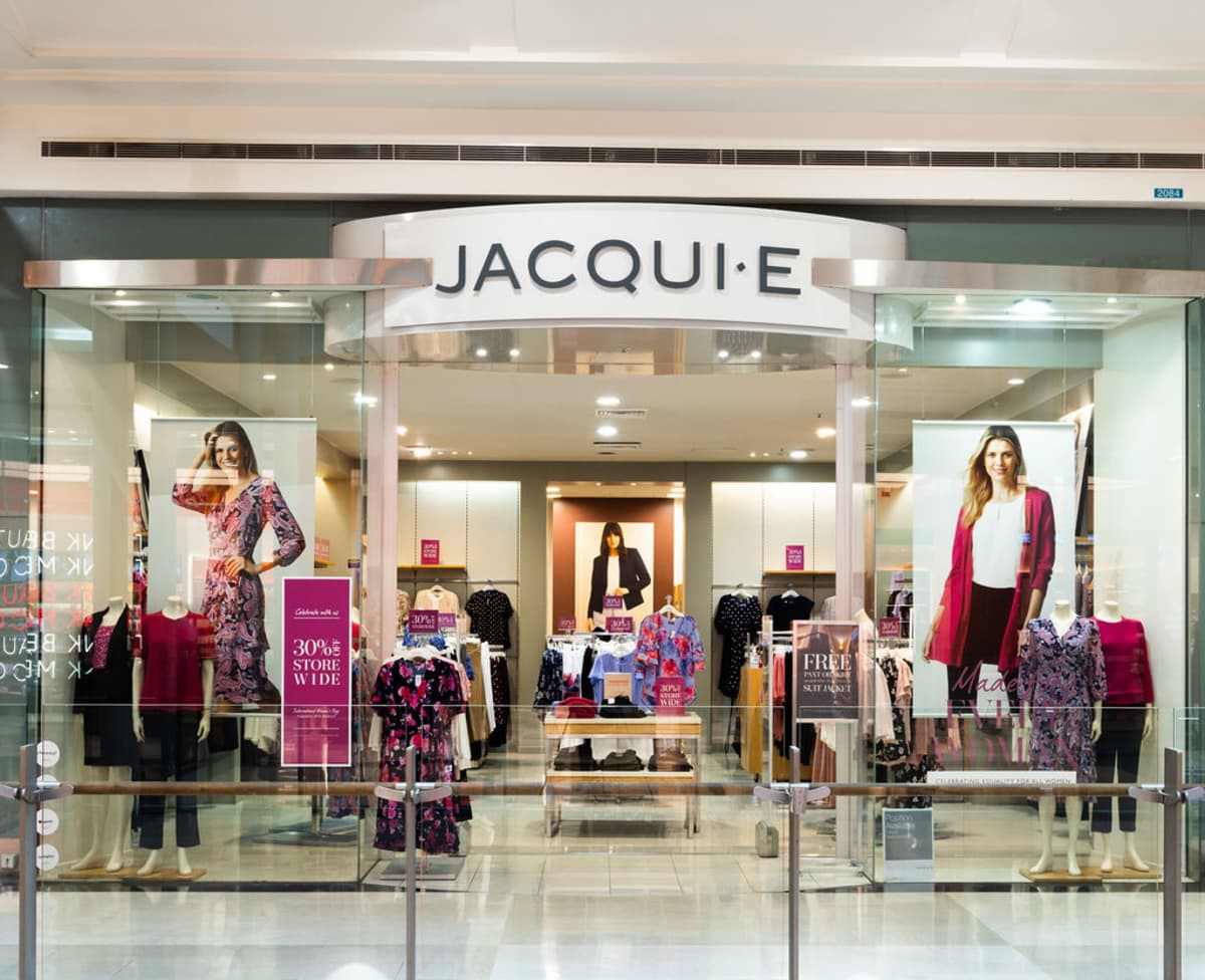 Jacqui E storefront image