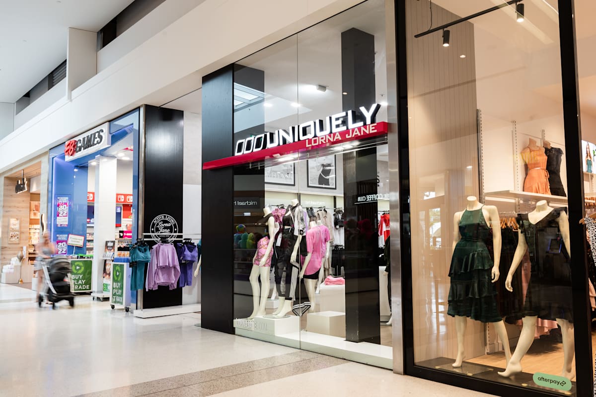 Lorna Jane storefront image