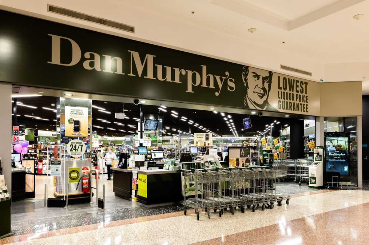 Dan Murphy's storefront image