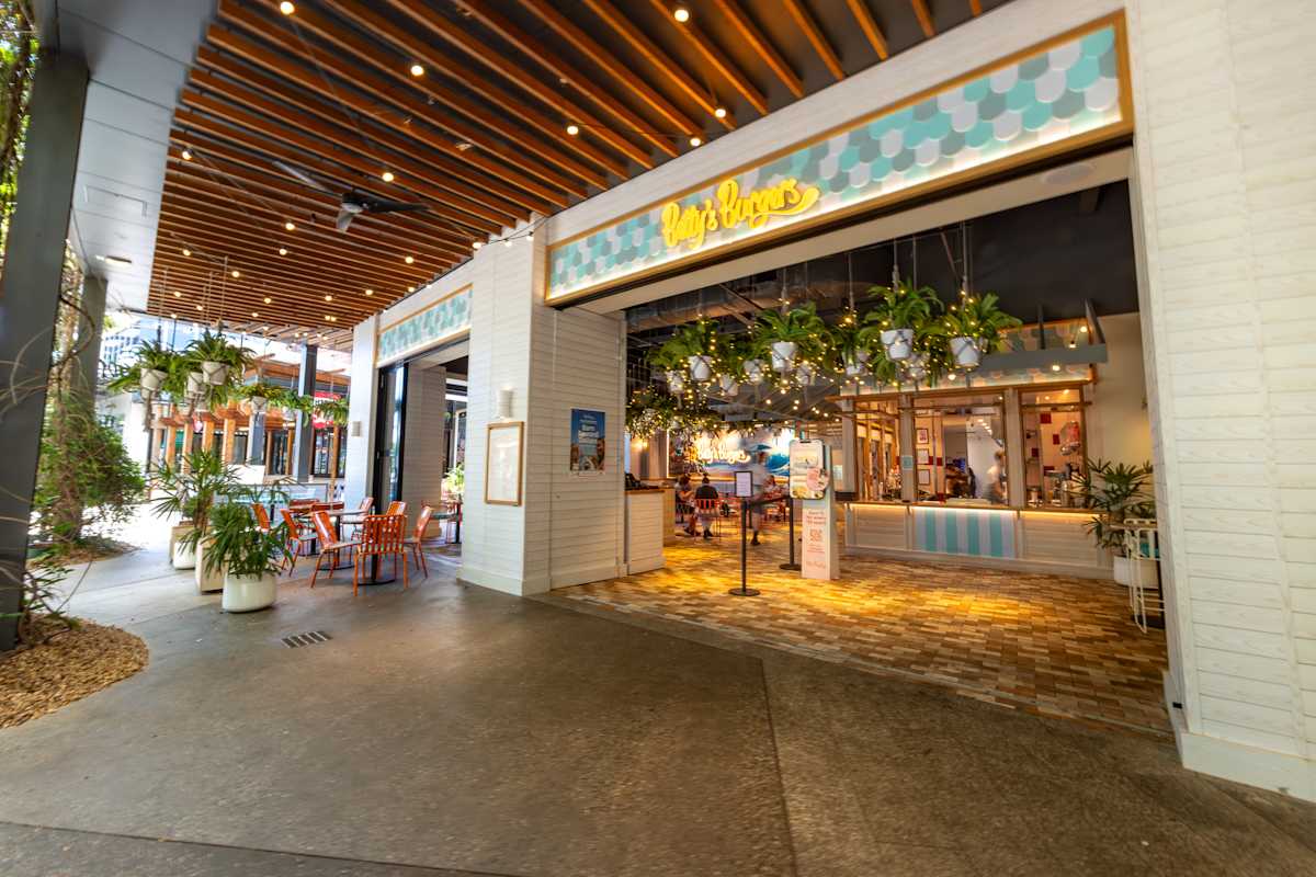 Betty's Burgers storefront image
