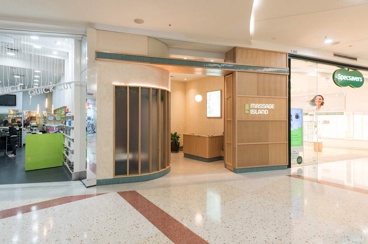 Massage Island storefront image