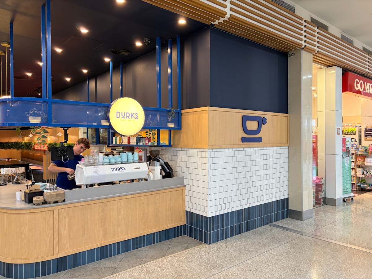 Durk's Cafe & Eatery storefront image