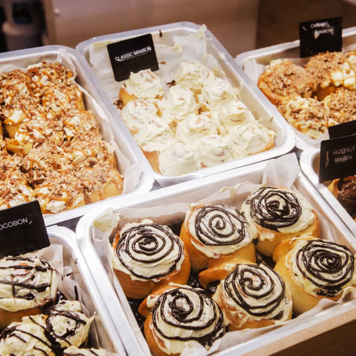 Cinnabon Carindale