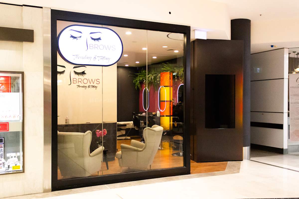 T Brows Threading & Tinting storefront image