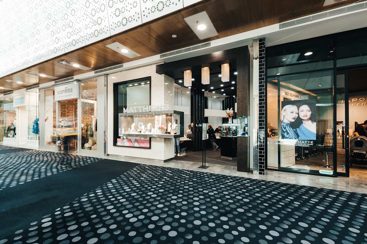 Matthews Jewellers storefront image