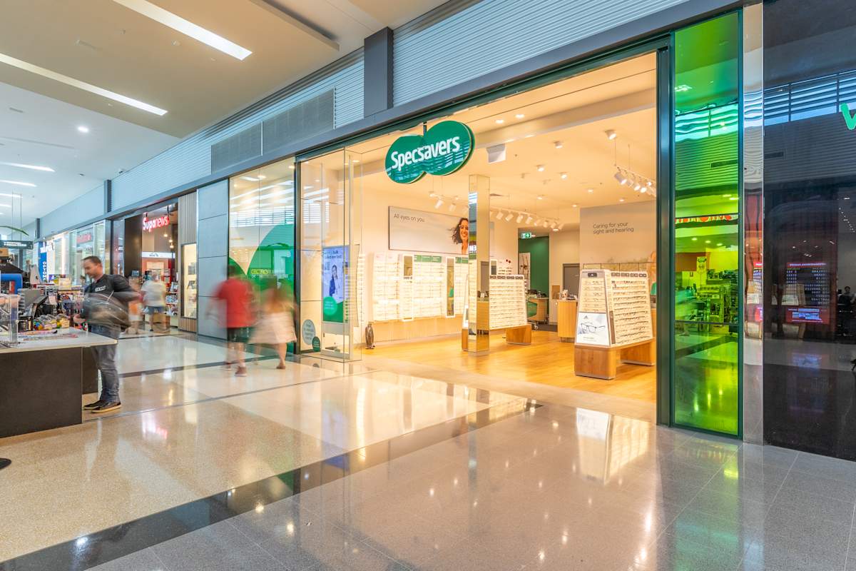 Specsavers storefront image