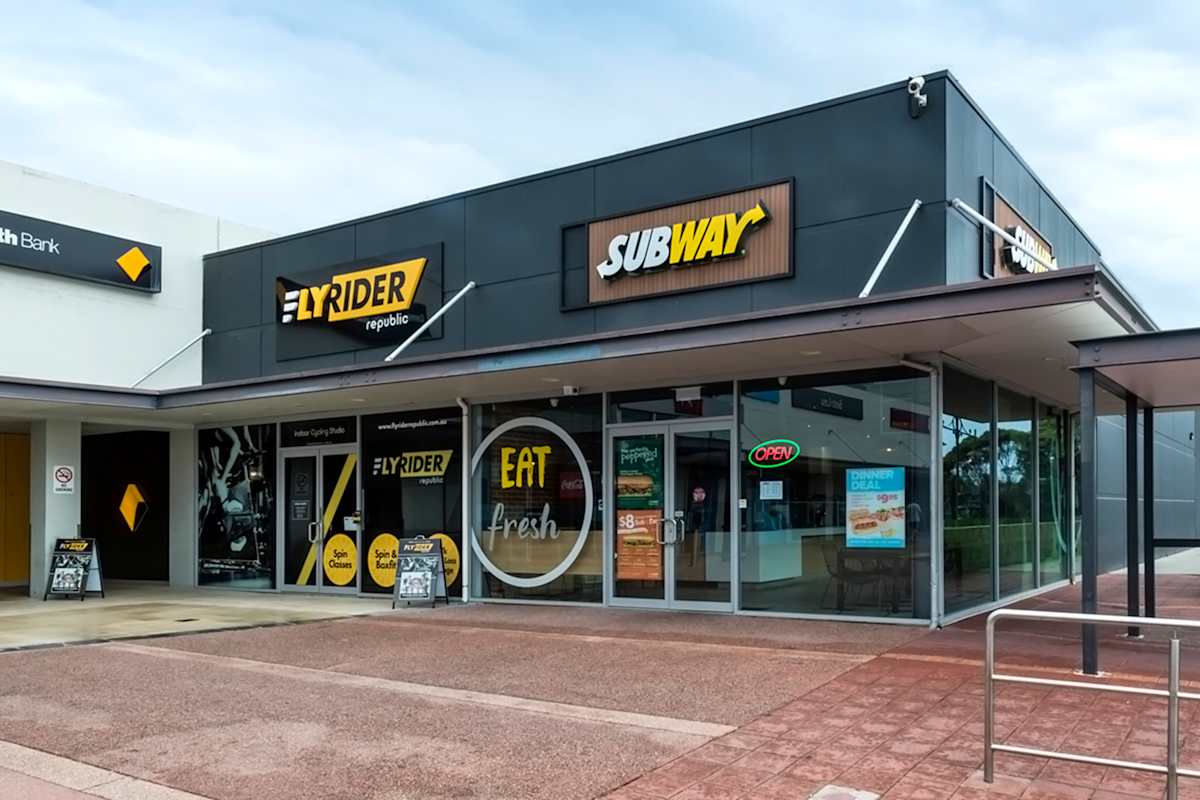 Subway storefront image