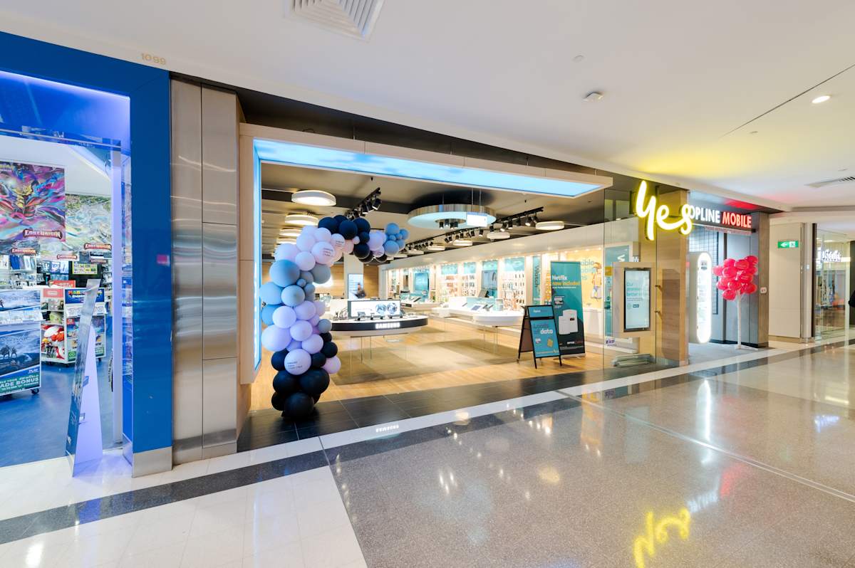 Optus storefront image