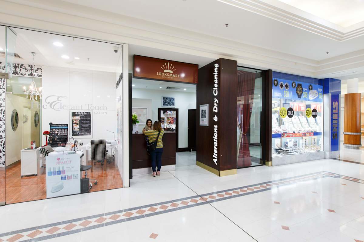 LookSmart Alterations & Drycleaning storefront image