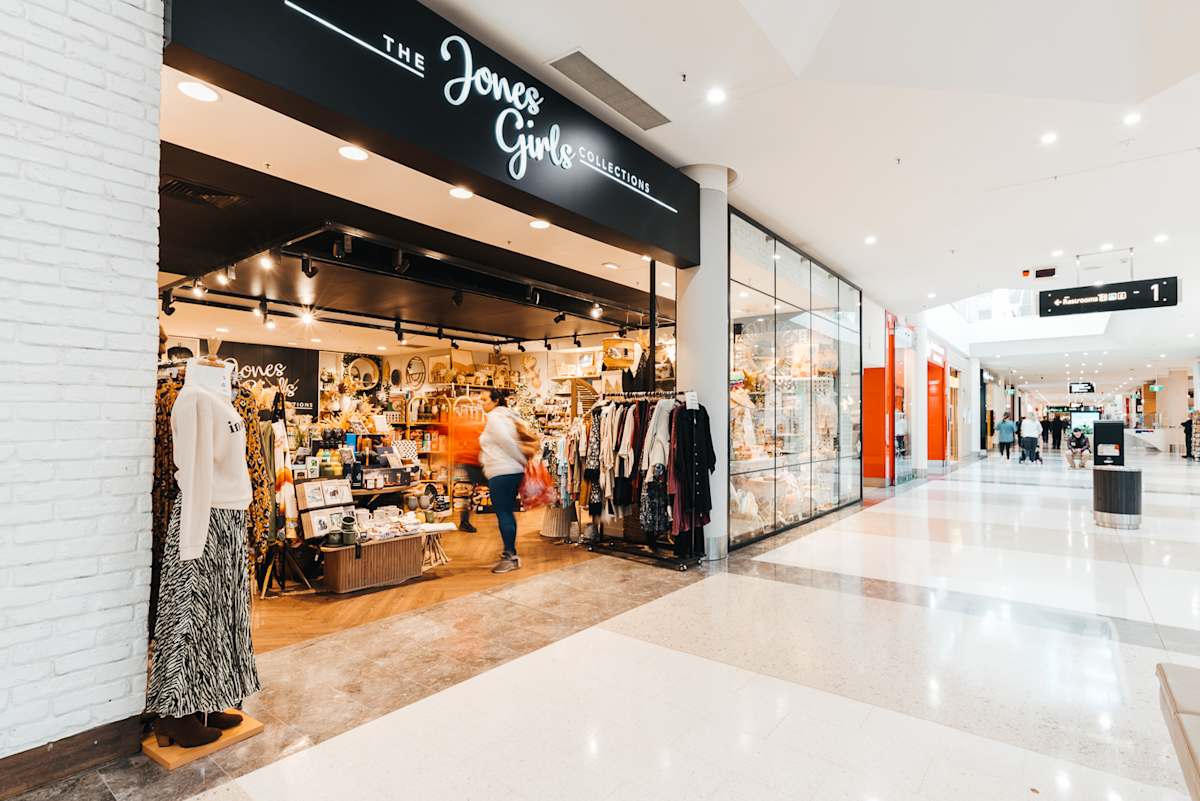 The Jones Girls Collection  storefront image