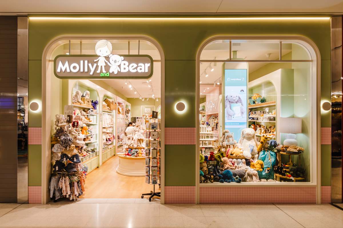 Molly and Bear storefront image