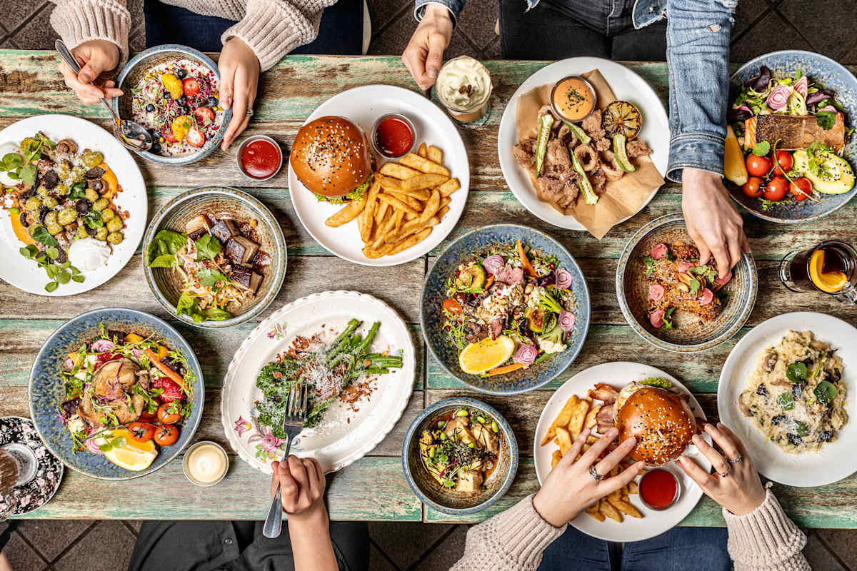 Winter dining hero image
