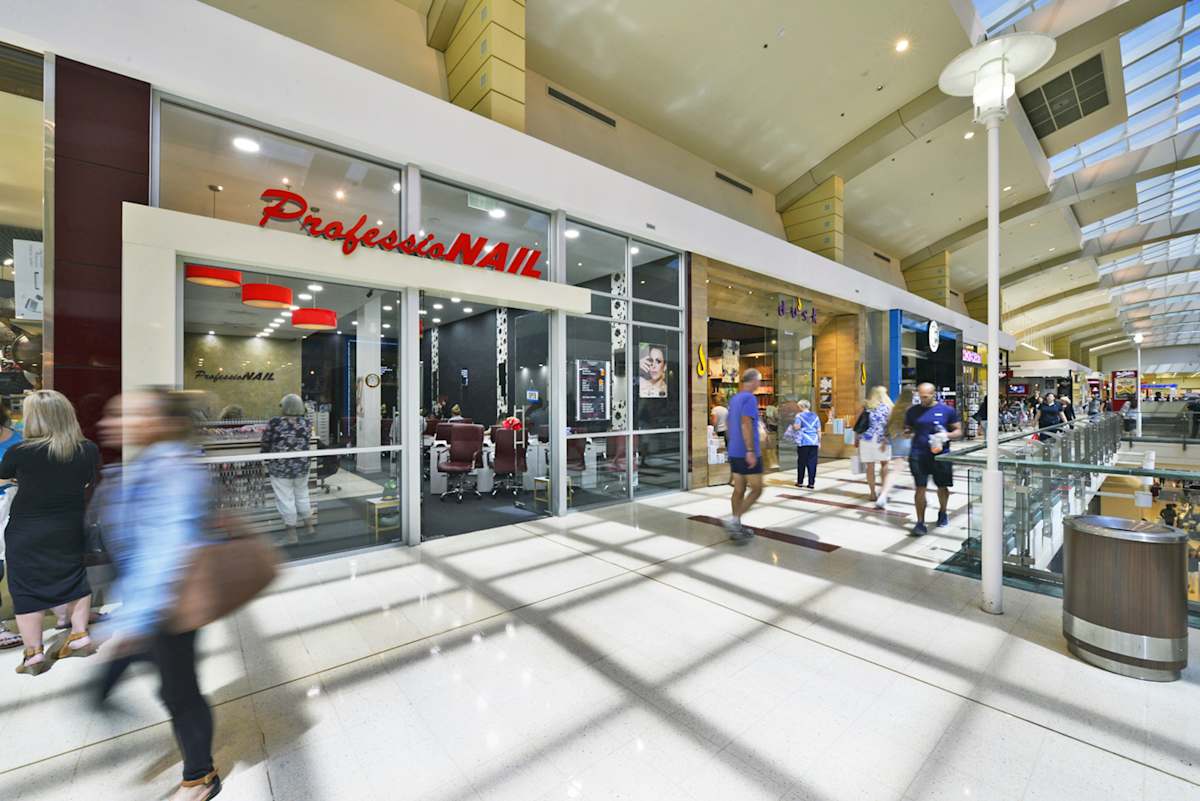 ProfessioNAIL storefront image