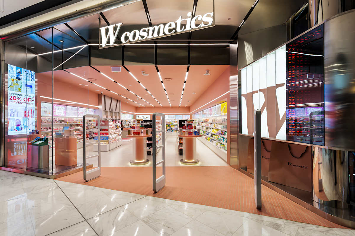 w cosmetics newmarket