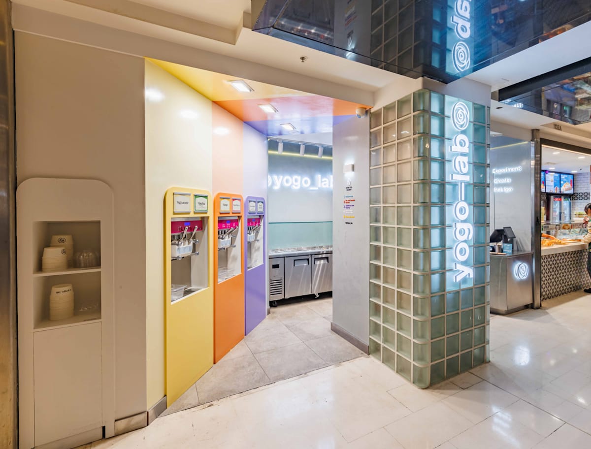 Yogo Lab  storefront image