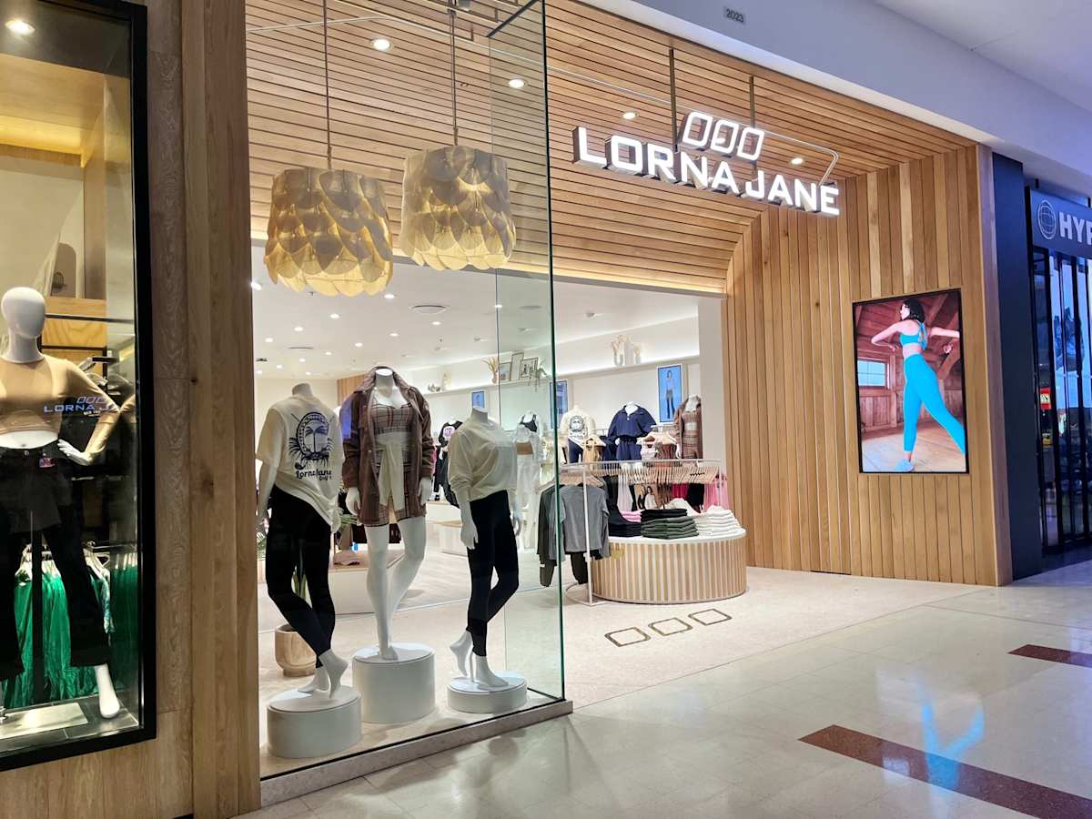 Lorna Jane storefront image