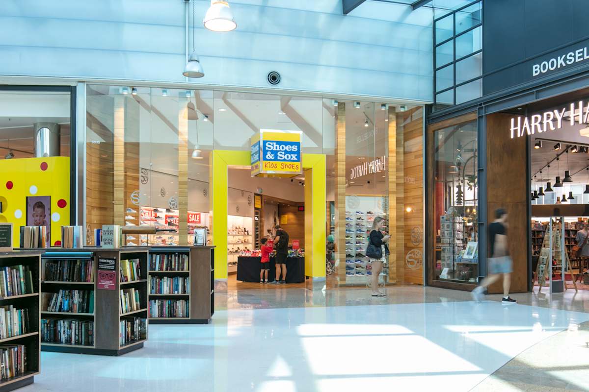 Shoes & Sox storefront image