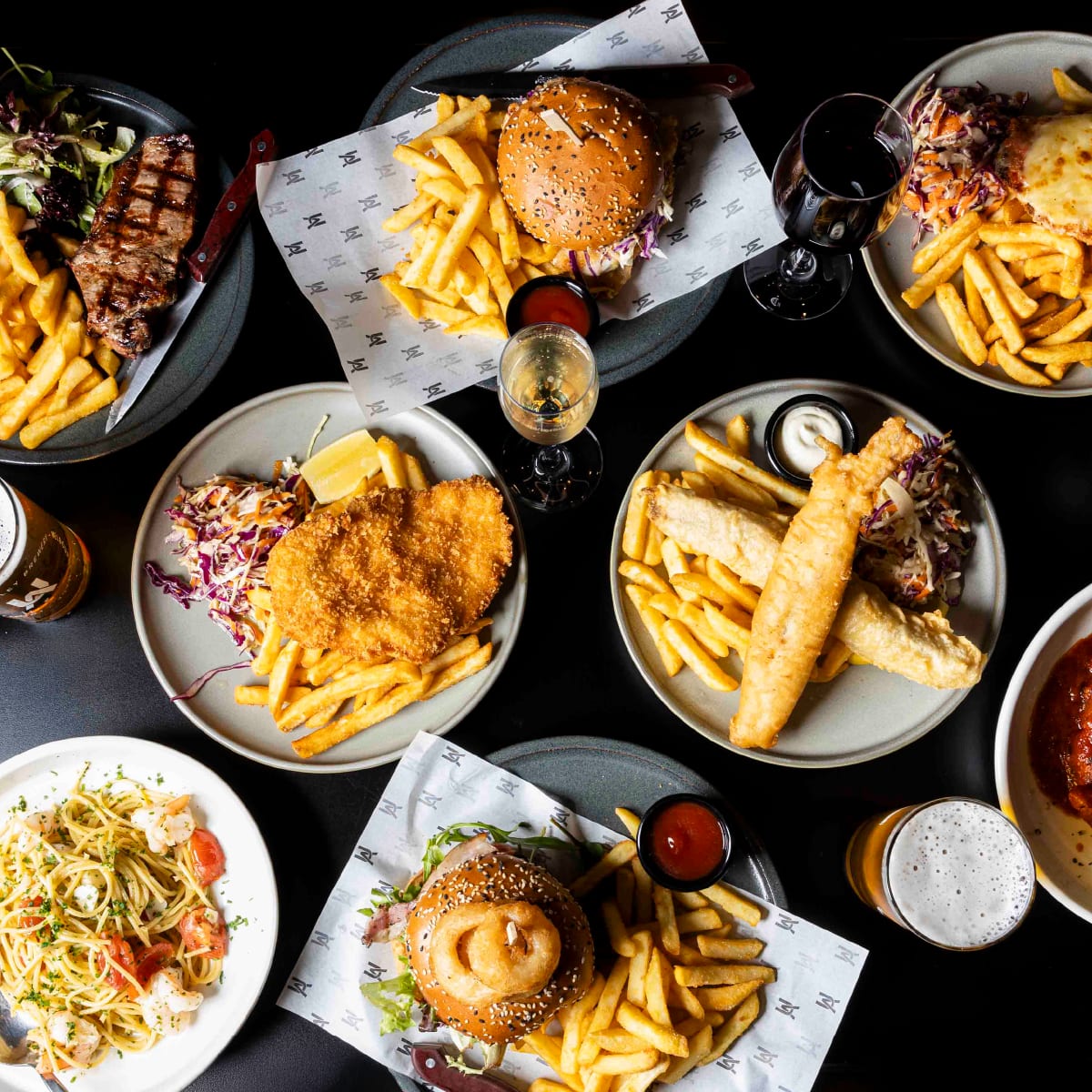 Urban Alley Brewery : $20 weekday lunch deal