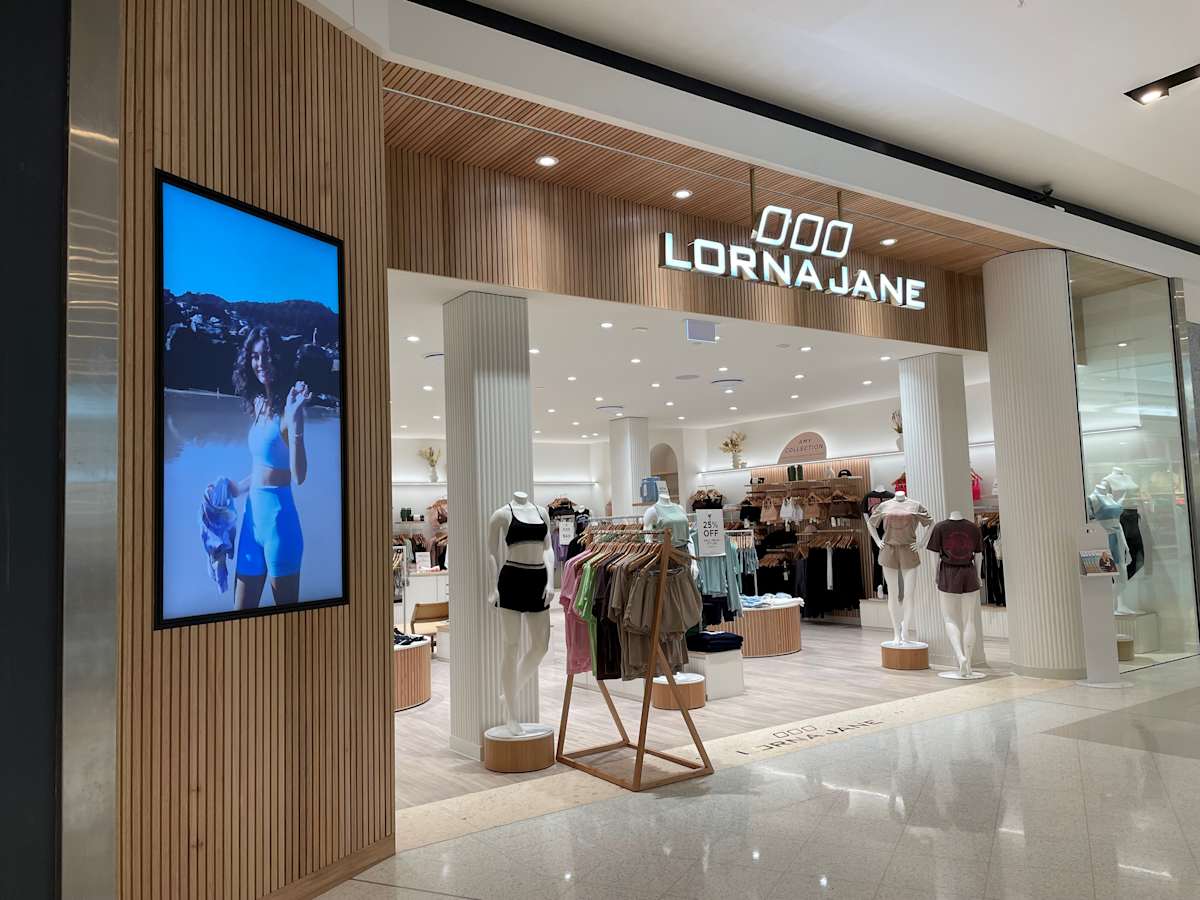 Lorna Jane storefront image