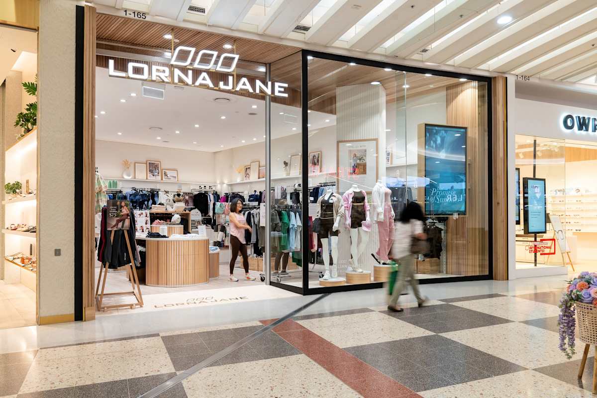 Lorna Jane storefront image