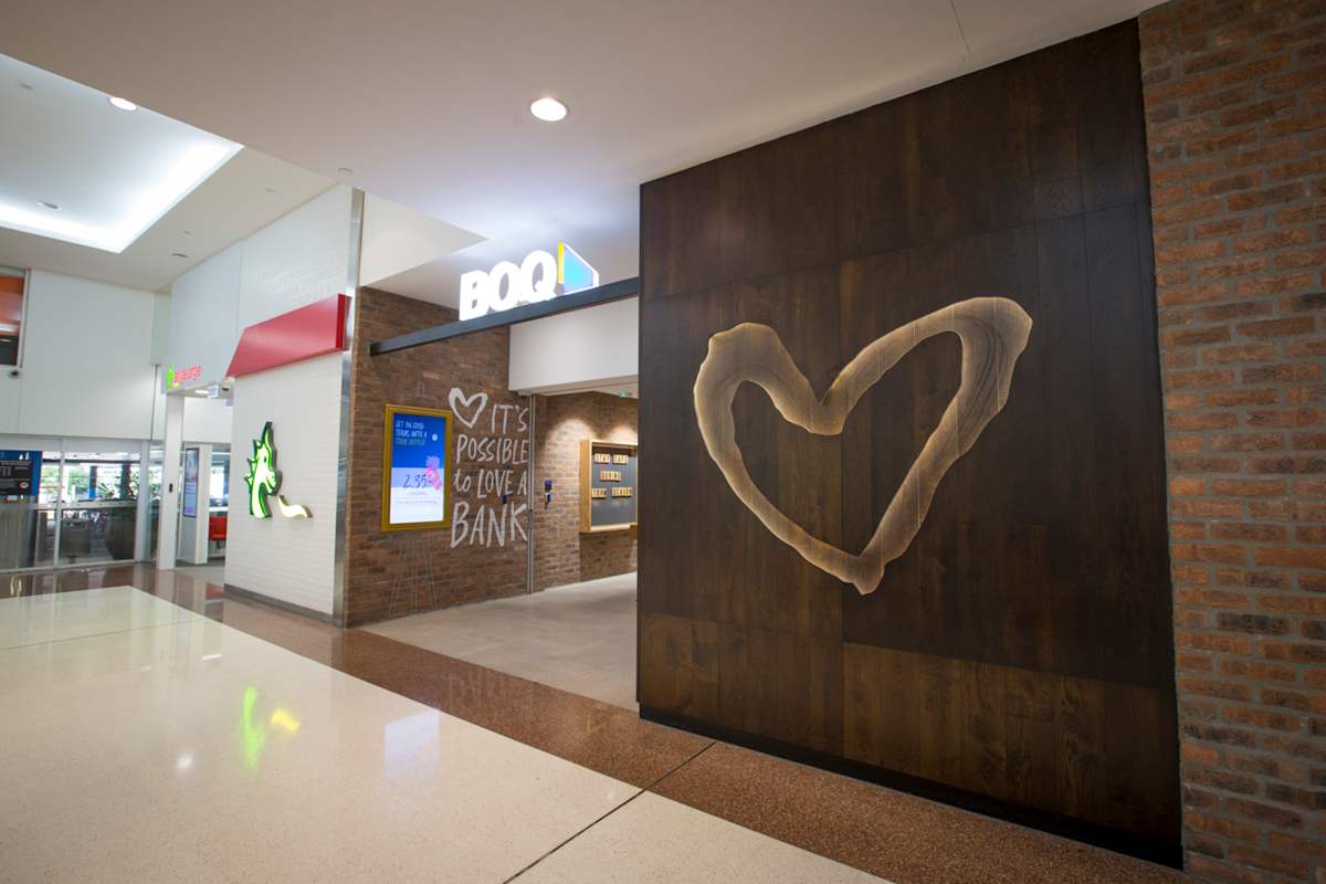 Bank of Queensland storefront image