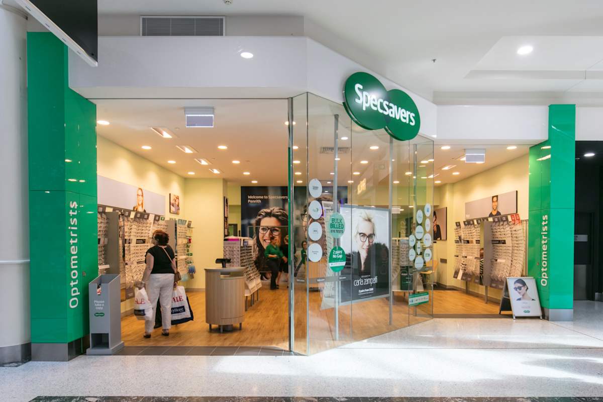 Specsavers storefront image