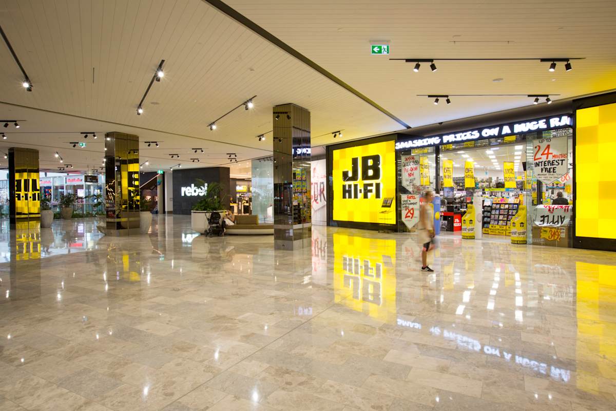 JB Hi-Fi storefront image