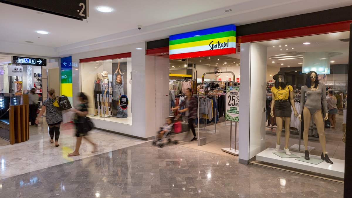 Sportsgirl storefront image